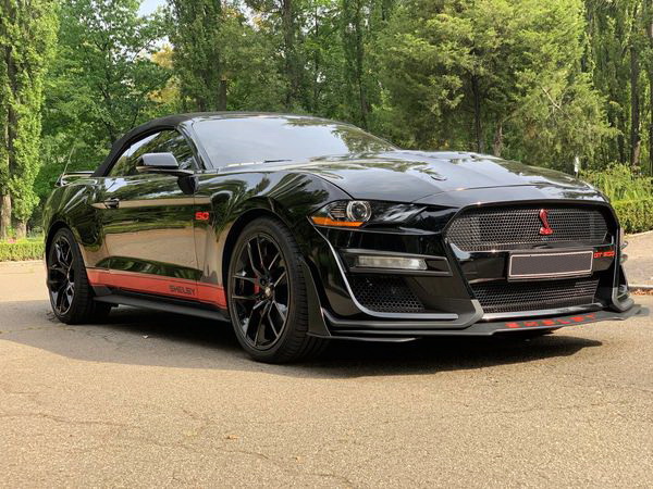 Кабріолет Ford Mustang Gt 5.0 оренда для фото відео зйомки ціна в Києві