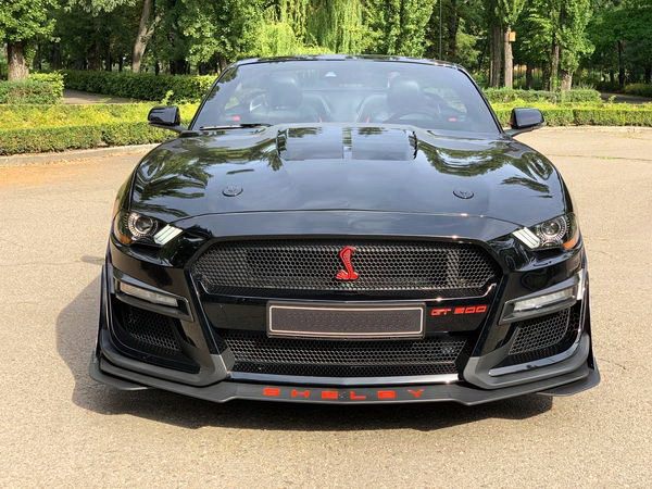 Кабріолет Ford Mustang Gt 5.0 оренда для фото відео зйомки ціна в Києві
