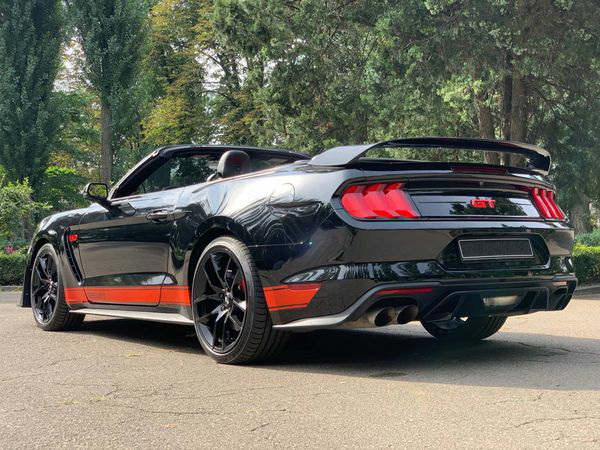 Кабріолет Ford Mustang Gt 5.0 оренда для фото відео зйомки ціна в Києві