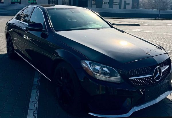 Оренда Mercedes Benz C Class чорний без водія Київ ціна