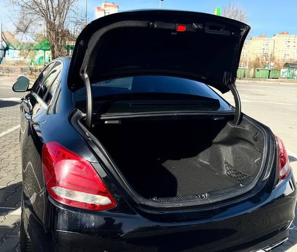 Оренда Mercedes Benz C Class чорний без водія Київ ціна
