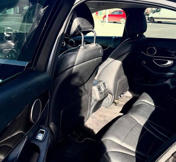 Оренда Mercedes Benz C Class чорний без водія Київ ціна