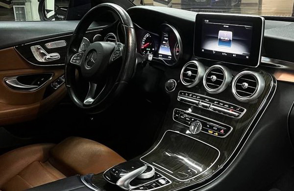 Оренда Mercedes Benz C300 синій без водія Київ ціна