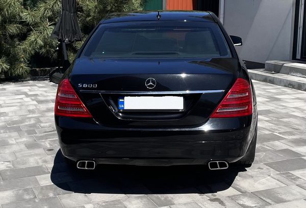 Оренда Mercedes W221 S600 GUARD B7 броньований без водія Київ ціна