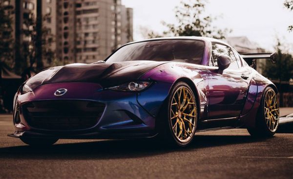 Mazda Miata ND для фотосесії фотозони весілля зйомки Київ