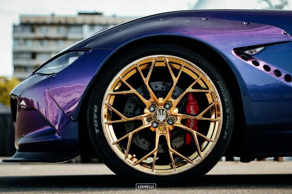 Mazda Miata ND для фотосесії фотозони весілля зйомки Київ