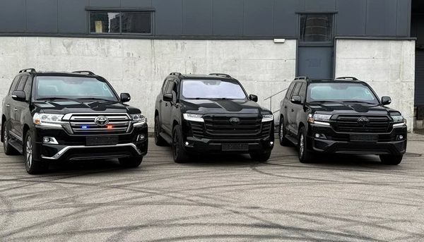 Оренда Toyota Land Cruiser 200 броньований з водієм у Києві