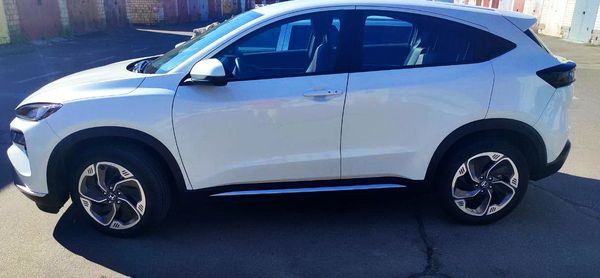 Оренда позашляховик Honda eNS1 на весілля Київ ціна