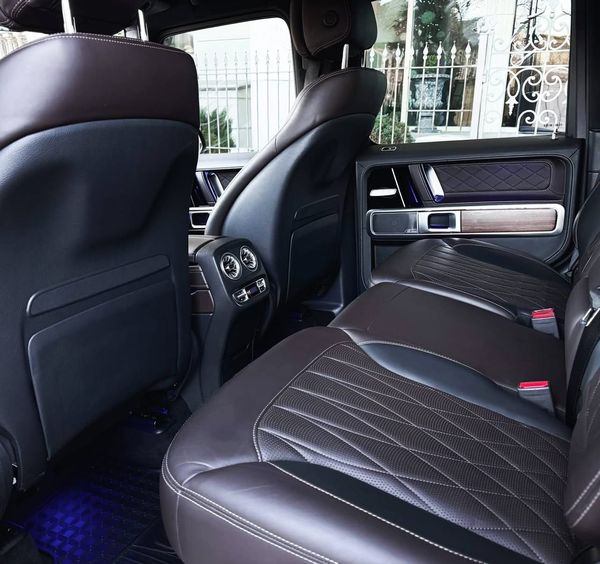 Прокат НОВИЙ Mercedes-Benz G63 AMG гелік без водія Київ ціна