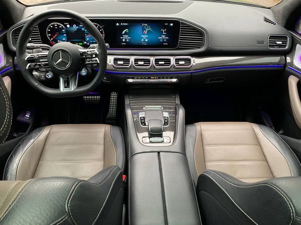 Позашляховик Mercedes-Benz Gls 63 AMG на прокат без водія Київ
