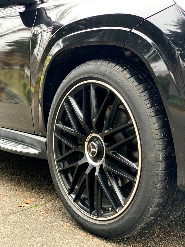 Позашляховик Mercedes-Benz Gls 63 AMG на прокат без водія Київ