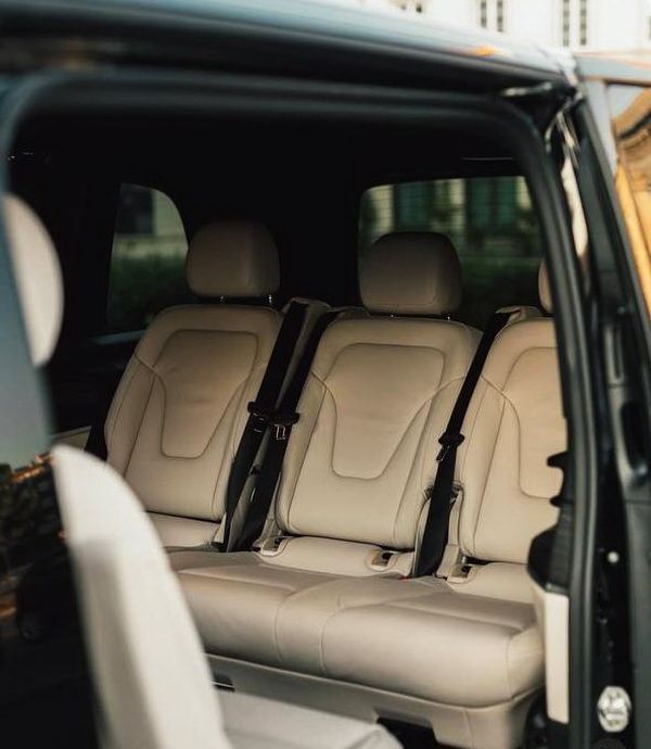 VIP-трансфер Україна-Європа на Mercedes-Benz V class 2025 року Київ