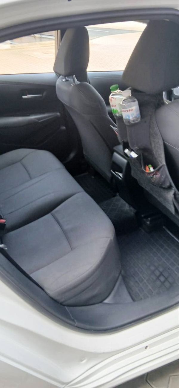 Замовити Toyota Corolla біла на весілля Київ ціна