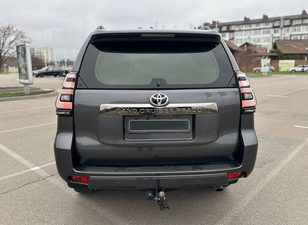 Замовити Toyota Prado 70 Anniversary на весілля Київ ціна