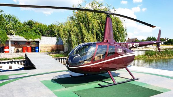 Гелікоптер для фотосесії — ціна оренди в Києві