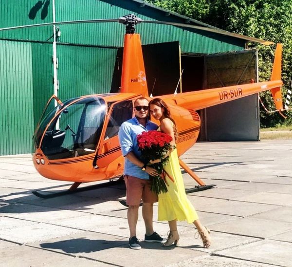 Гелікоптер Robinson R44 для фотосесії — оренда в Києві