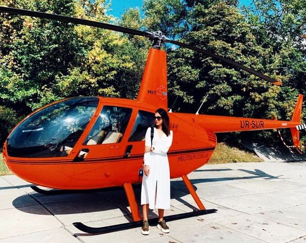 Гелікоптер Robinson R44 для фотосесії — оренда в Києві