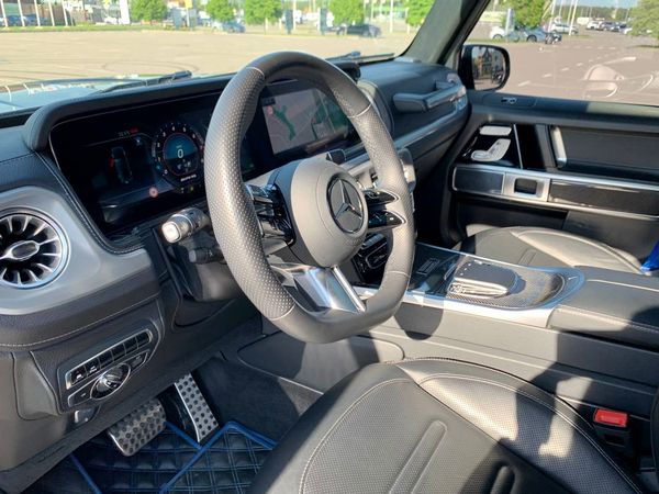Mercedes-Benz G800 Brabus cиній — прокат «Кубік» без водія в Києві | ціна